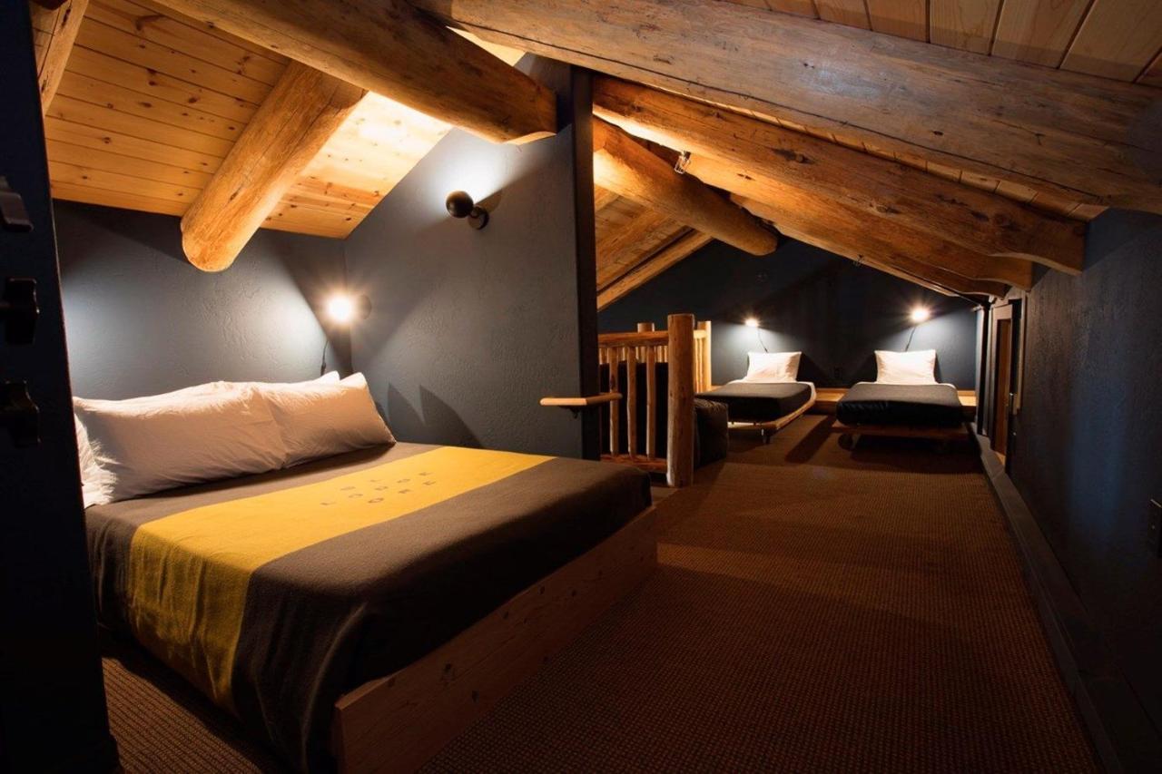The Suttle Lodge & Boathouse Camp Sherman Eksteriør billede